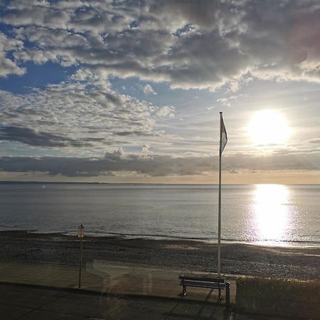 Lovely Seafront 2 Bed Flat In אבריסטוויט מראה חיצוני תמונה